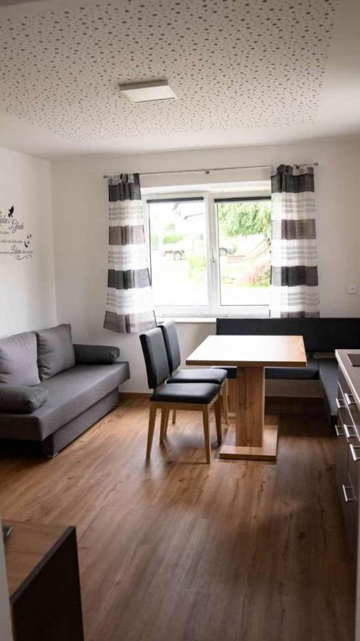 Apartment Am Alpakahof Hahn Grafenschlag エクステリア 写真
